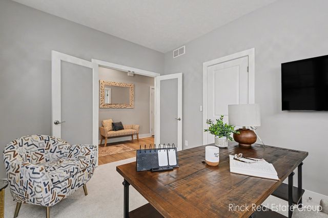 3076 Brayridge Drive, Jenison, MI 49428