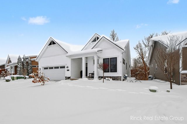 3076 Brayridge Drive, Jenison, MI 49428