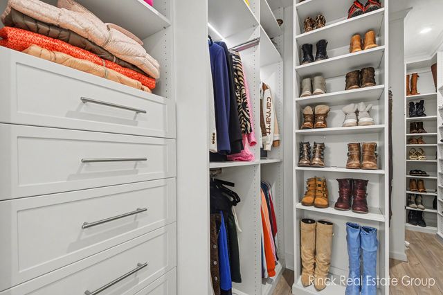 3076 Brayridge Drive, Jenison, MI 49428