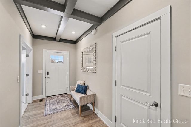 3076 Brayridge Drive, Jenison, MI 49428