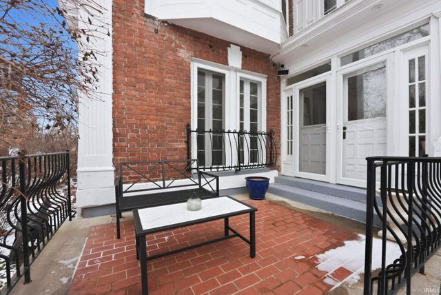 1337 W Wayne Street, Fort Wayne, IN 46802