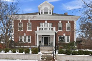 1337 W Wayne Street, Fort Wayne, IN 46802