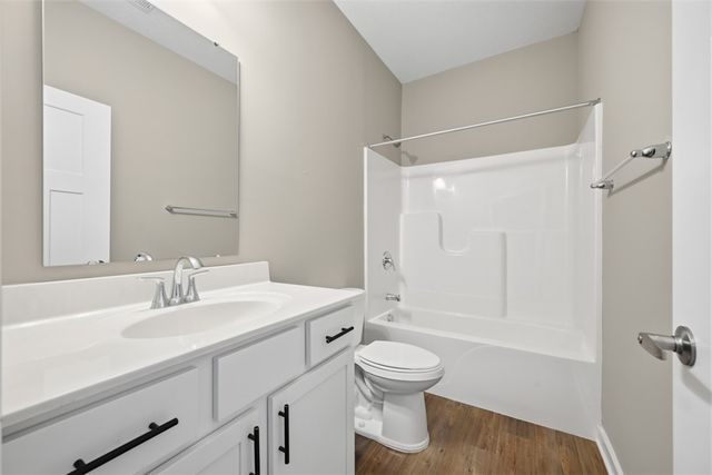 141 Deana Dr, Robinson Twp, PA 15136