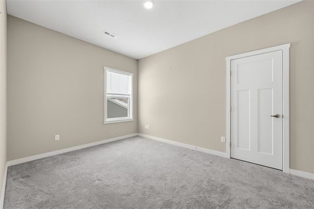 141 Deana Dr, Robinson Twp, PA 15136