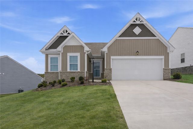 141 Deana Dr, Robinson Twp, PA 15136