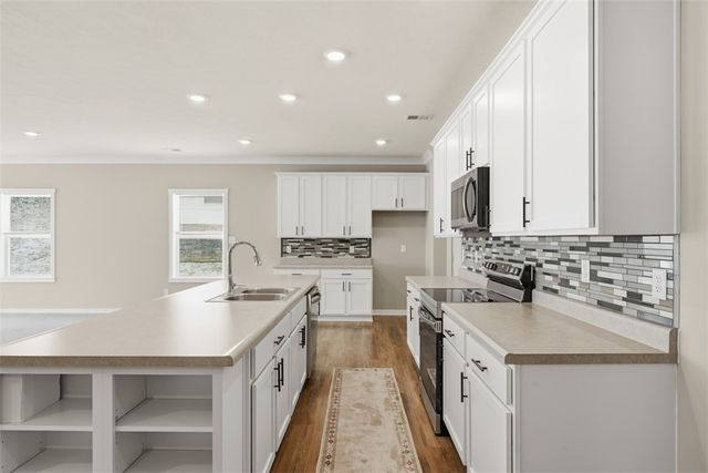 141 Deana Dr, Robinson Twp, PA 15136