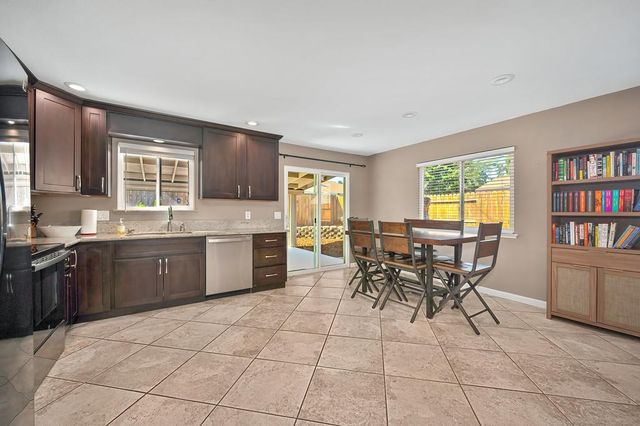 8449 Butternut Dr, Citrus Heights, CA 95621