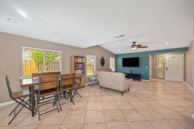 8449 Butternut Dr, Citrus Heights, CA 95621