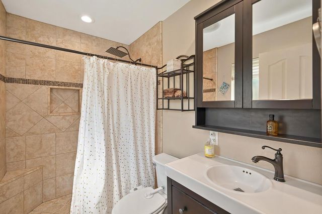 8449 Butternut Dr, Citrus Heights, CA 95621