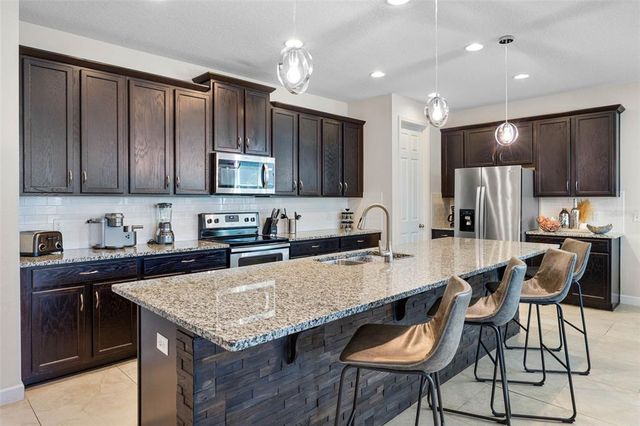 9051 SUNSHINE RIDGE LOOP, Kissimmee, FL 34747