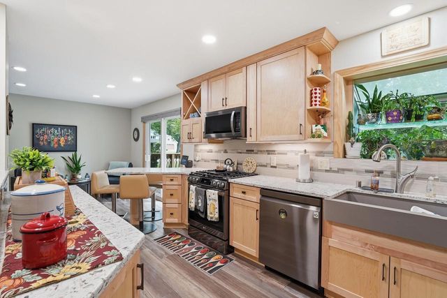 4692 Gaston Circle, Cottage Grove, WI 53527