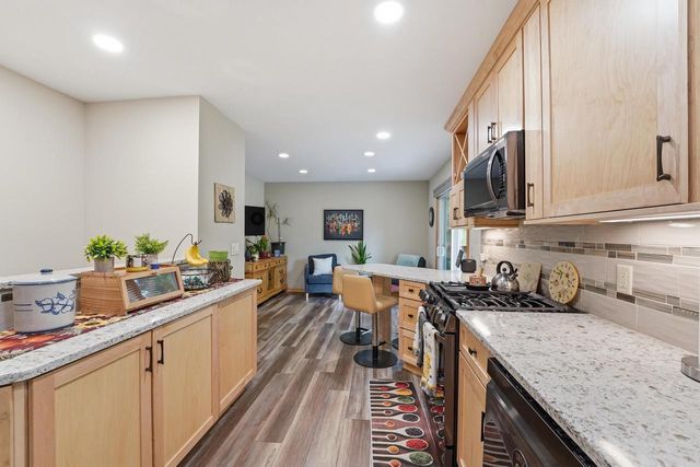 4692 Gaston Circle, Cottage Grove, WI 53527