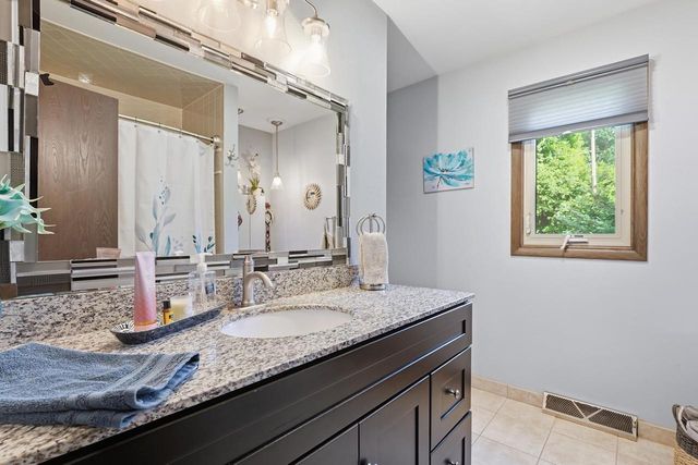 4692 Gaston Circle, Cottage Grove, WI 53527
