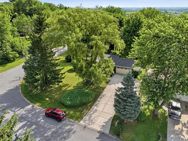 4692 Gaston Circle, Cottage Grove, WI 53527