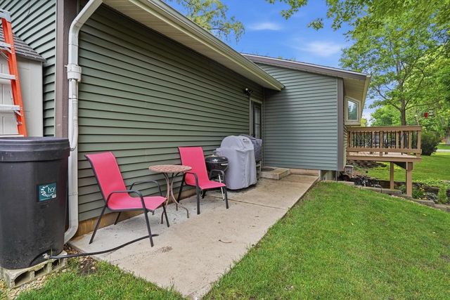 4692 Gaston Circle, Cottage Grove, WI 53527