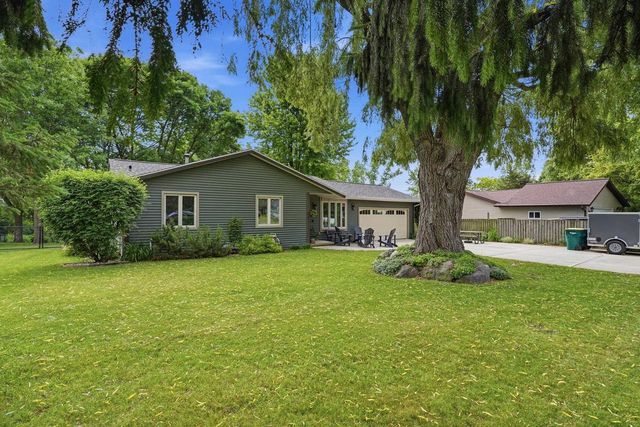 4692 Gaston Circle, Cottage Grove, WI 53527