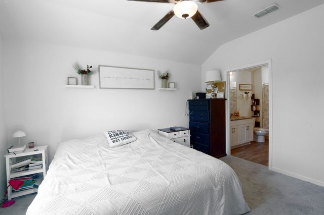 920 Avagail Avenue, Springtown, TX 76082