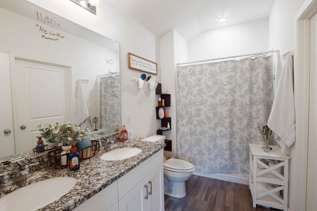 920 Avagail Avenue, Springtown, TX 76082