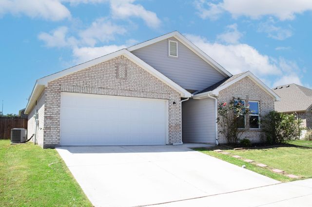 920 Avagail Avenue, Springtown, TX 76082