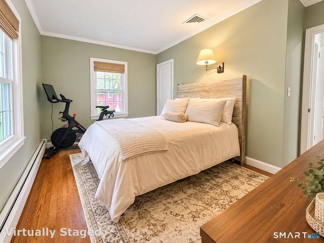 72 Sutton Drive East, Stamford, CT 06906