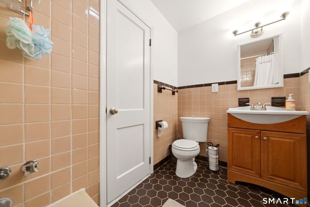 72 Sutton Drive East, Stamford, CT 06906