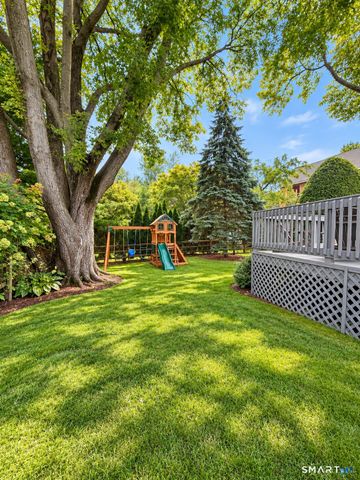 72 Sutton Drive East, Stamford, CT 06906