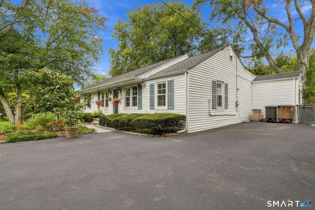 72 Sutton Drive East, Stamford, CT 06906