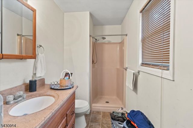 3 Cold Spring Dr, Vernon Twp., NJ 07422