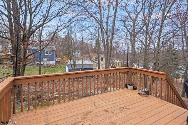 3 Cold Spring Dr, Vernon Twp., NJ 07422