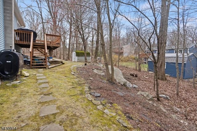 3 Cold Spring Dr, Vernon Twp., NJ 07422
