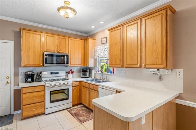 117 Huron Court, Winston-salem, NC 27103