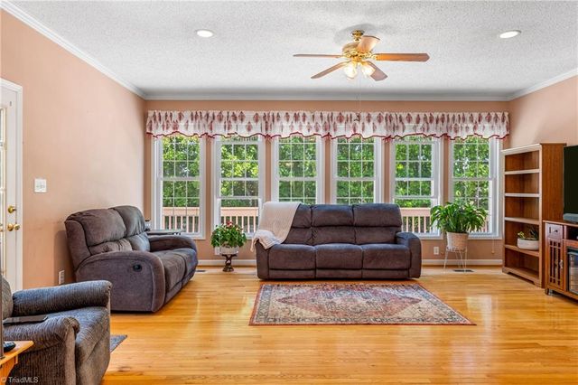 117 Huron Court, Winston-salem, NC 27103