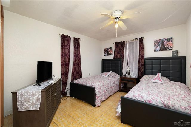 264 W Huisache Street, Rio Grande City, TX 78582