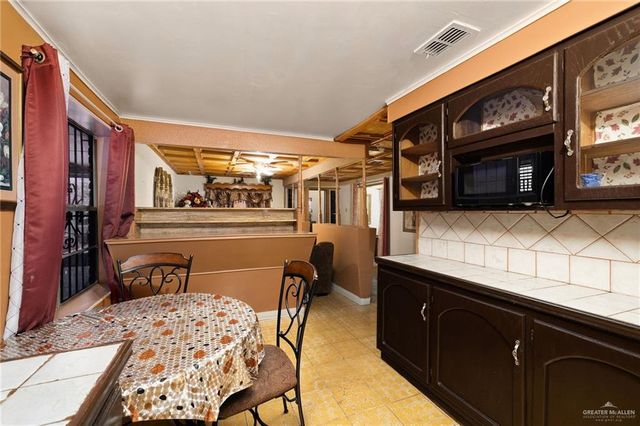 264 W Huisache Street, Rio Grande City, TX 78582