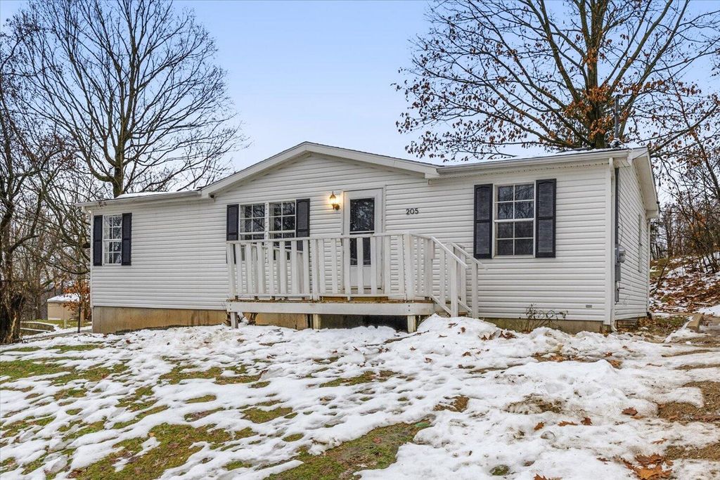 205 Monroe Street, Augusta, MI 49012