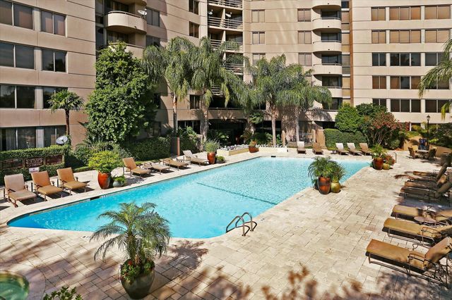 3525 Sage Road 1010, Houston, TX 77056