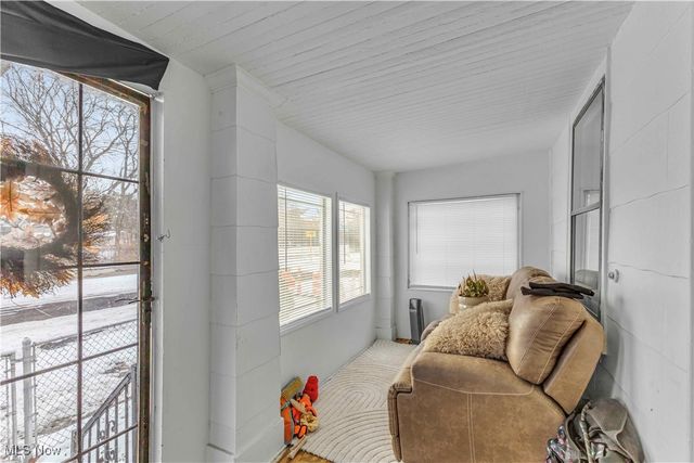 6016 Madison Avenue, Cleveland, OH 44102