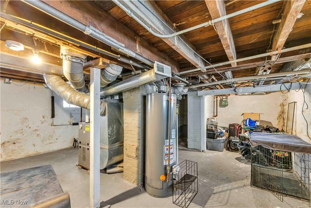 6016 Madison Avenue, Cleveland, OH 44102