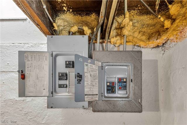 6016 Madison Avenue, Cleveland, OH 44102