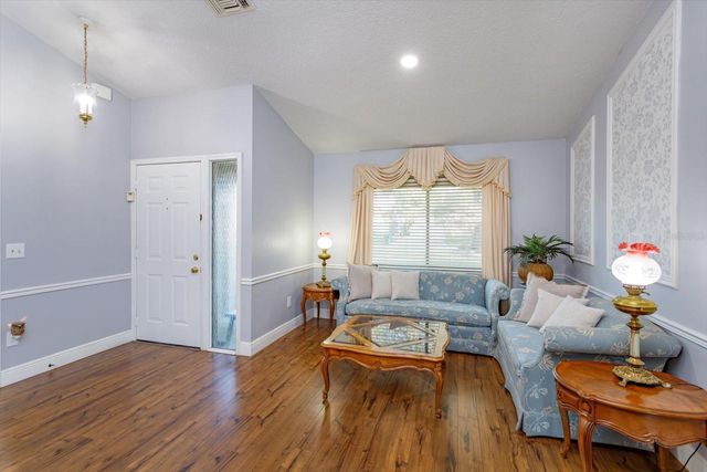 9237 SABAL PALM CIRCLE, Windermere, FL 34786