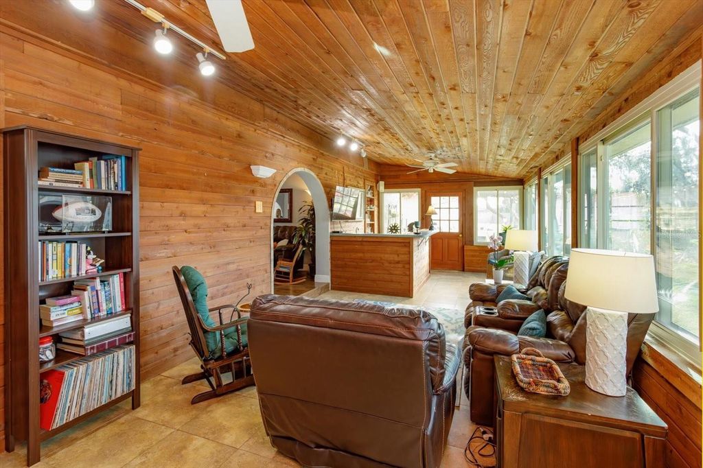 Image 30 of property listing at 9237 SABAL PALM CIRCLE, Windermere, FL 34786