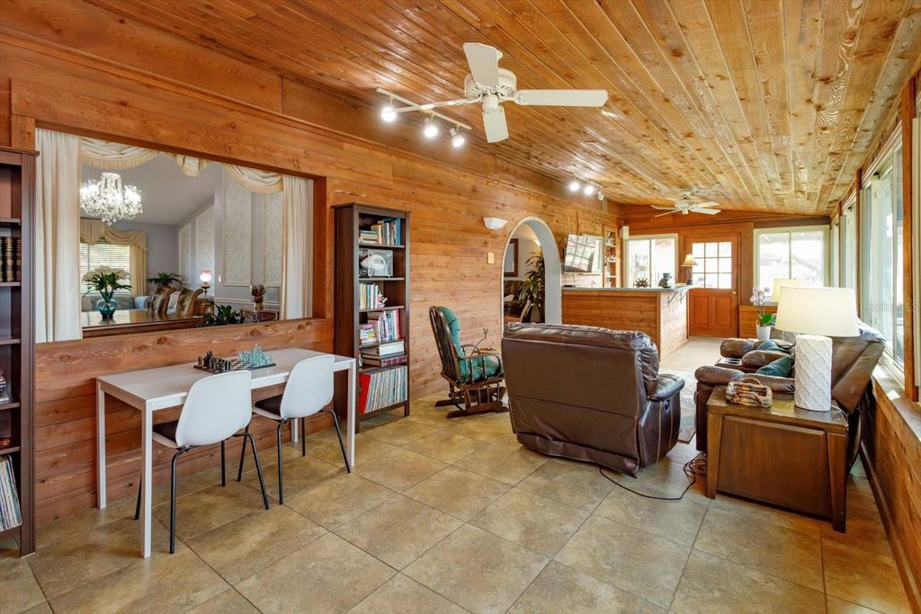 Image 32 of property listing at 9237 SABAL PALM CIRCLE, Windermere, FL 34786