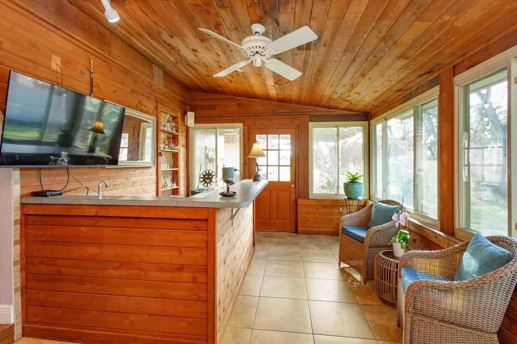 Image 33 of property listing at 9237 SABAL PALM CIRCLE, Windermere, FL 34786