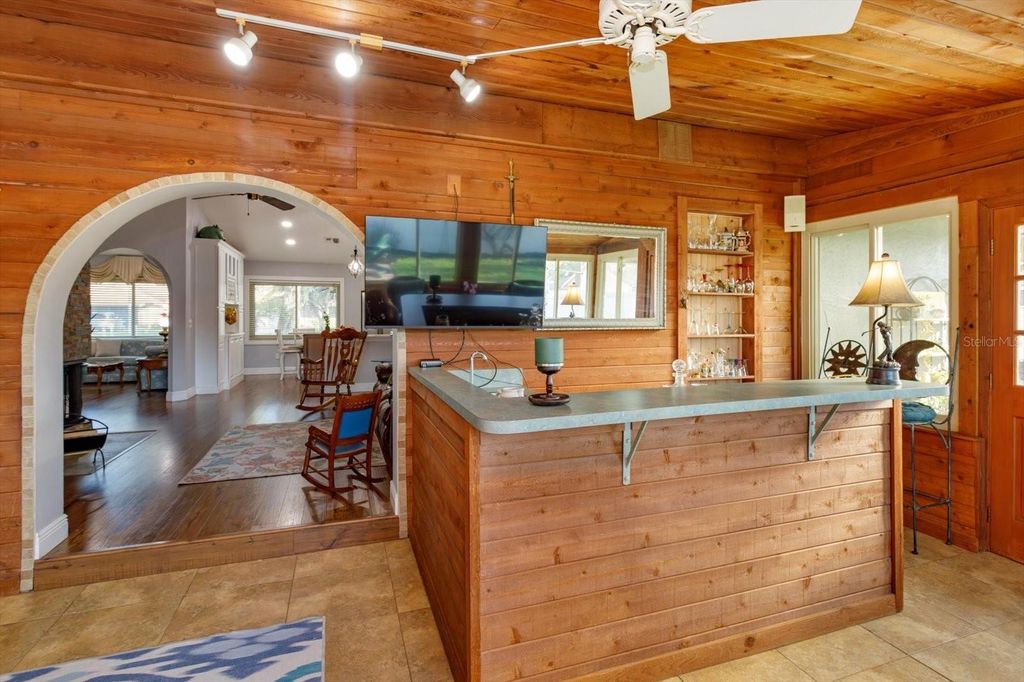 Image 34 of property listing at 9237 SABAL PALM CIRCLE, Windermere, FL 34786