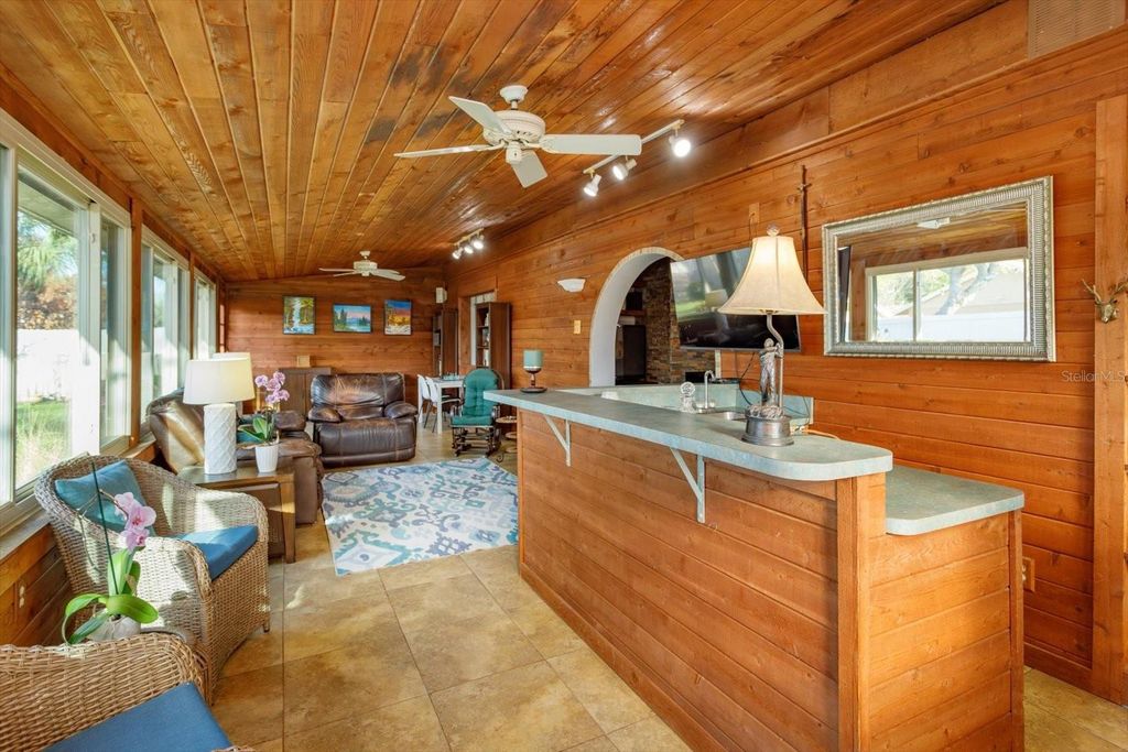 Image 35 of property listing at 9237 SABAL PALM CIRCLE, Windermere, FL 34786