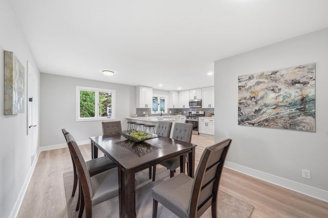 2882 Rice Creek Terrace, New Brighton, MN 55112