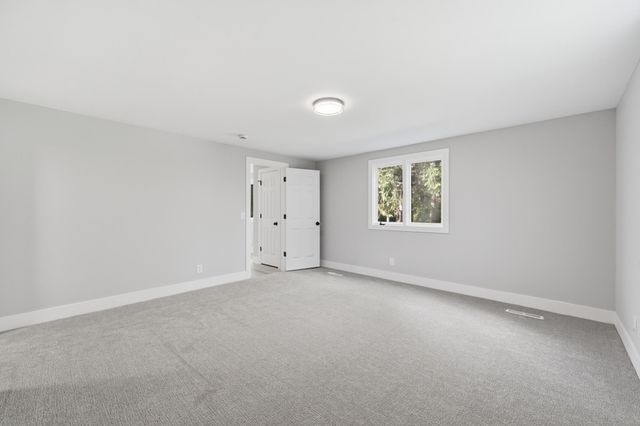 2882 Rice Creek Terrace, New Brighton, MN 55112