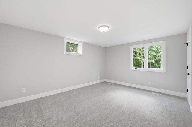 2882 Rice Creek Terrace, New Brighton, MN 55112