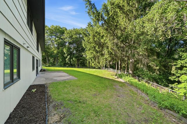 2882 Rice Creek Terrace, New Brighton, MN 55112