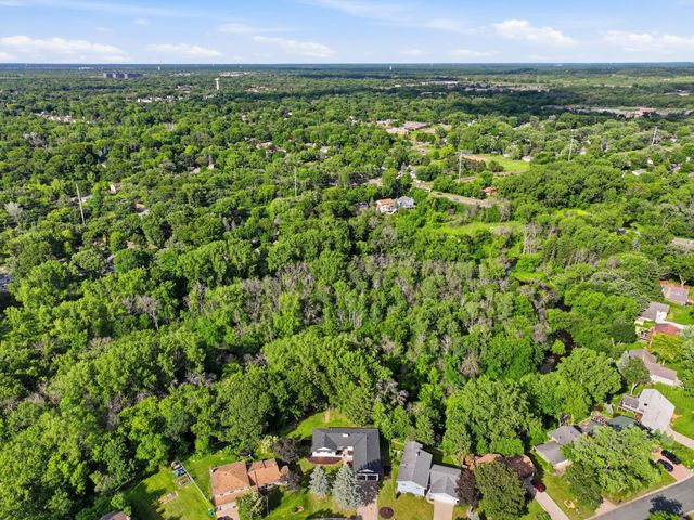 2882 Rice Creek Terrace, New Brighton, MN 55112